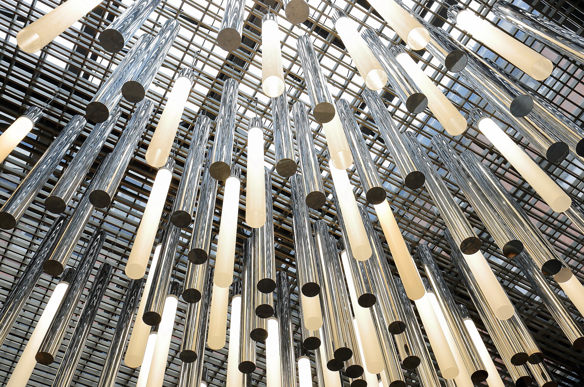 Lighting fixtures